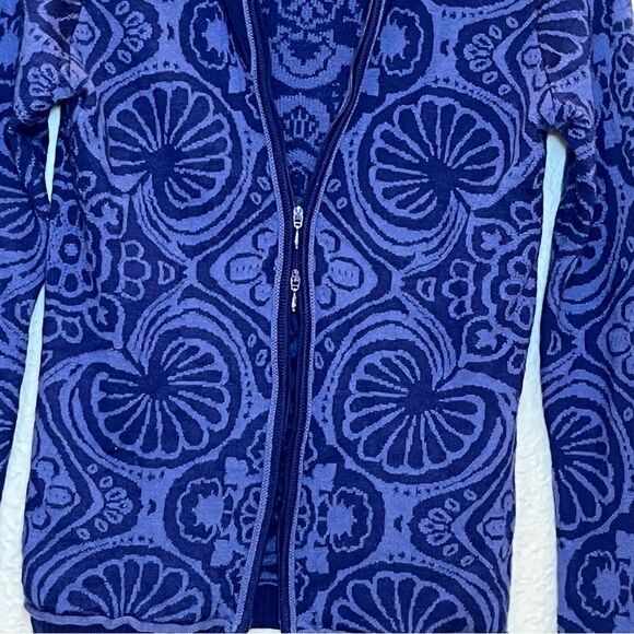 Icelandic Design Patterned Full Zip Wool Blend Sweater in Royal Blue size Small - Picture 12 of 16